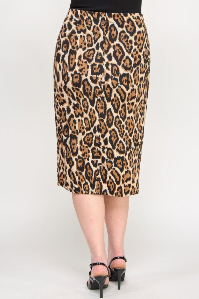 Plus leopard prt asym skirt w/ buckle - image 8