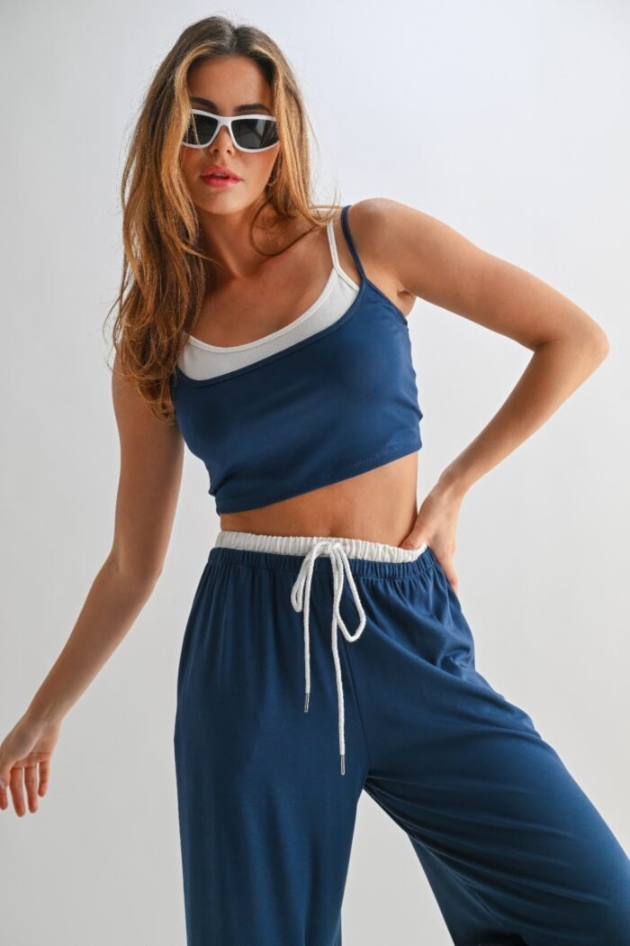 Drawstring lounge pants & crop top set - image 7