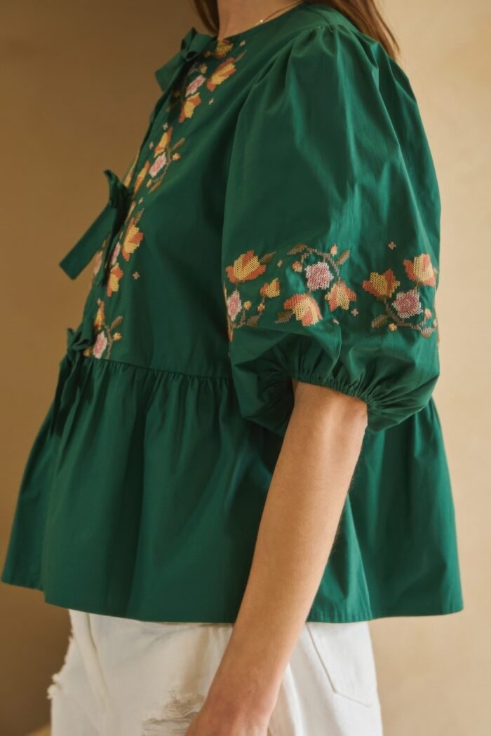 Poplin front ribbon tie blouse - image 18