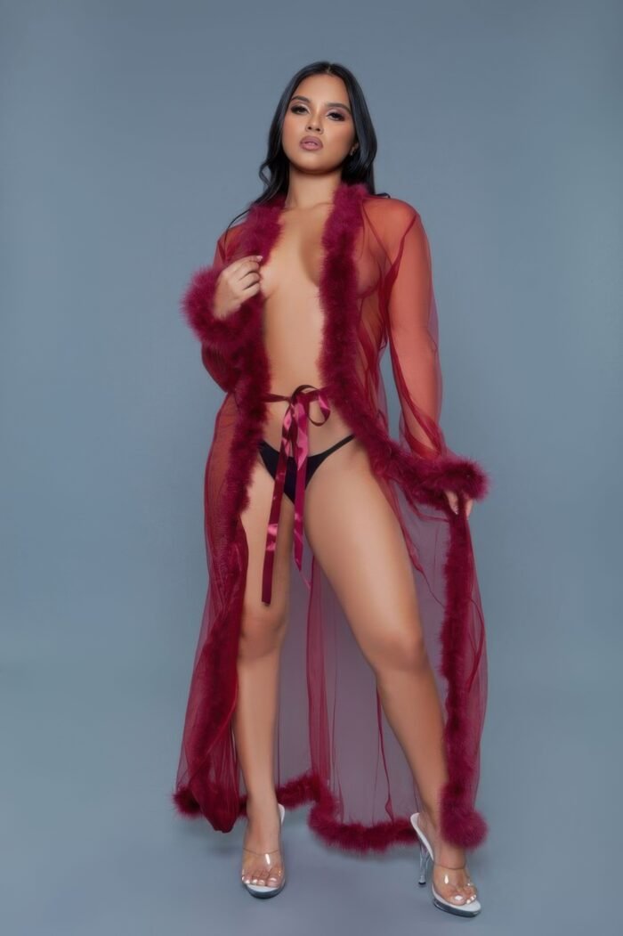 Marabou robe