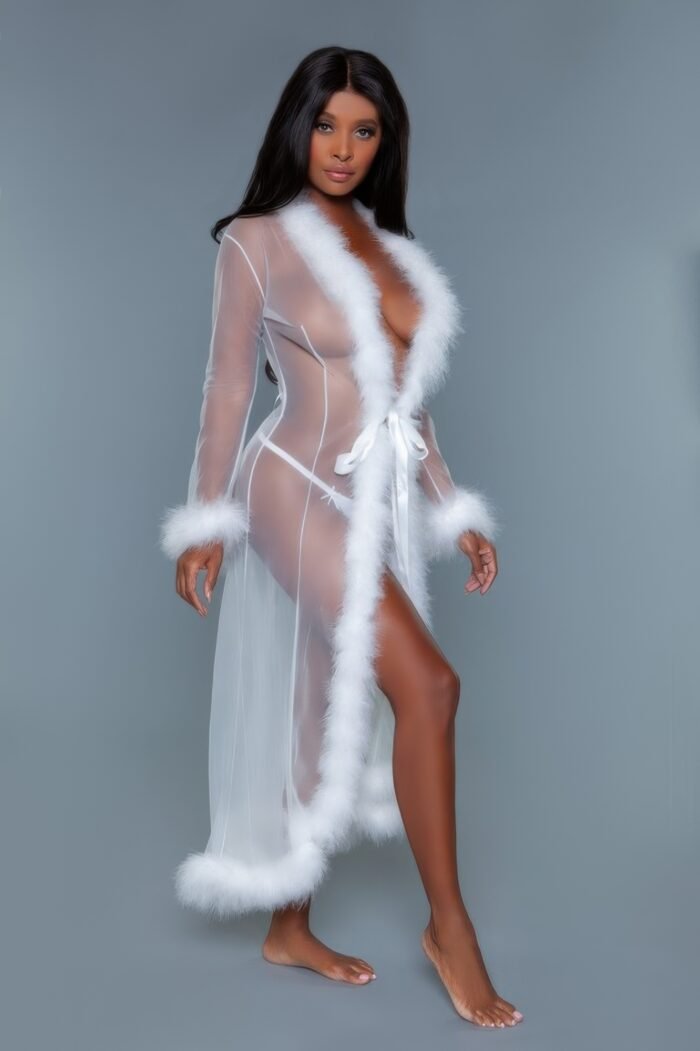 Marabou robe