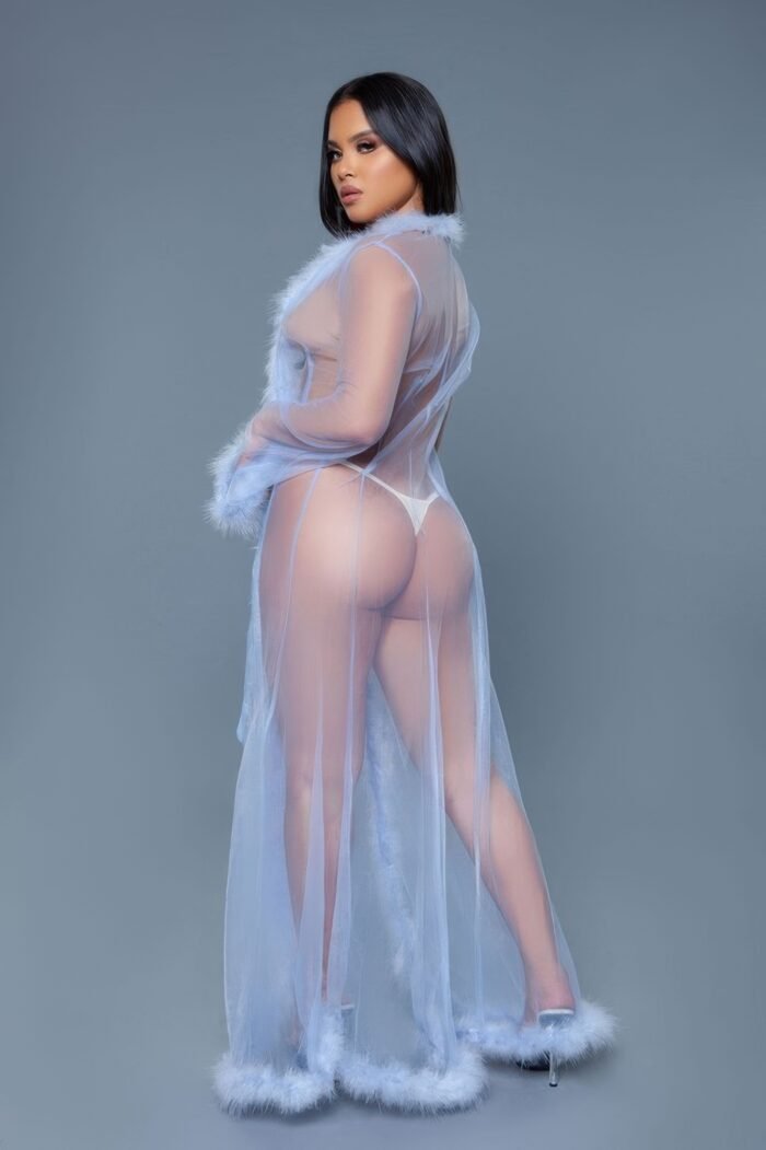 Marabou robe