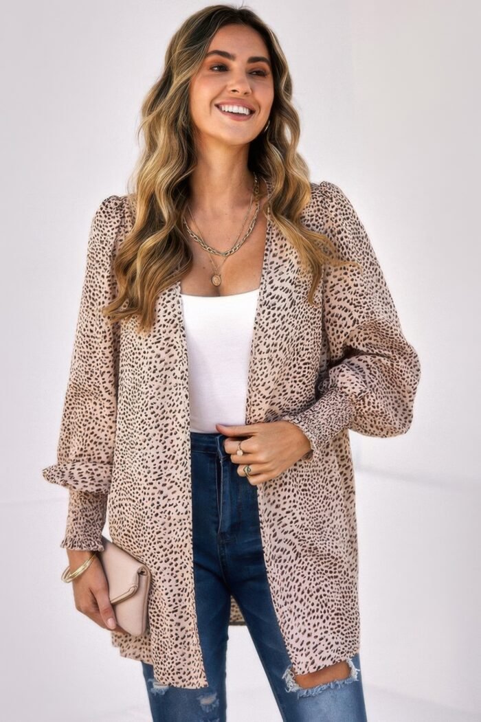 Allover print shirred cuff lantern sleeve kimono