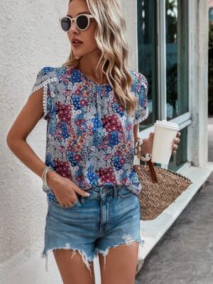 Floral Round Neck Lace Trimmed Fit Blouse