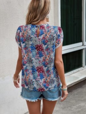 Floral Round Neck Lace Trimmed Fit Blouse