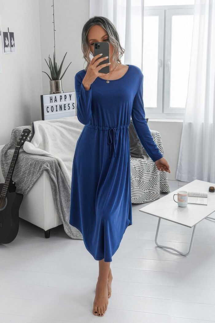 Solid round neck long sleeve drawstring dress
