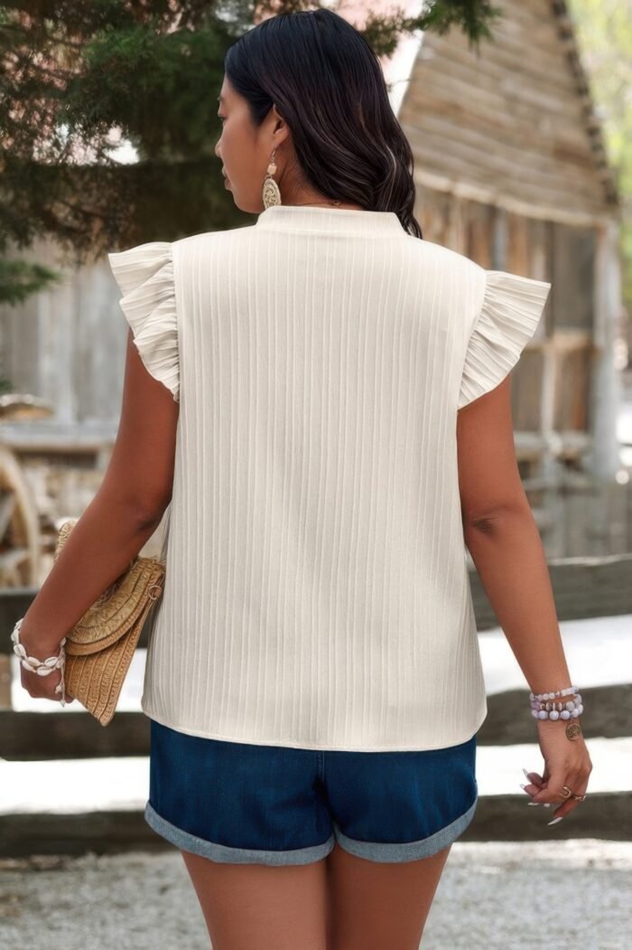Plus pleated print v neck ruffle fit shirt