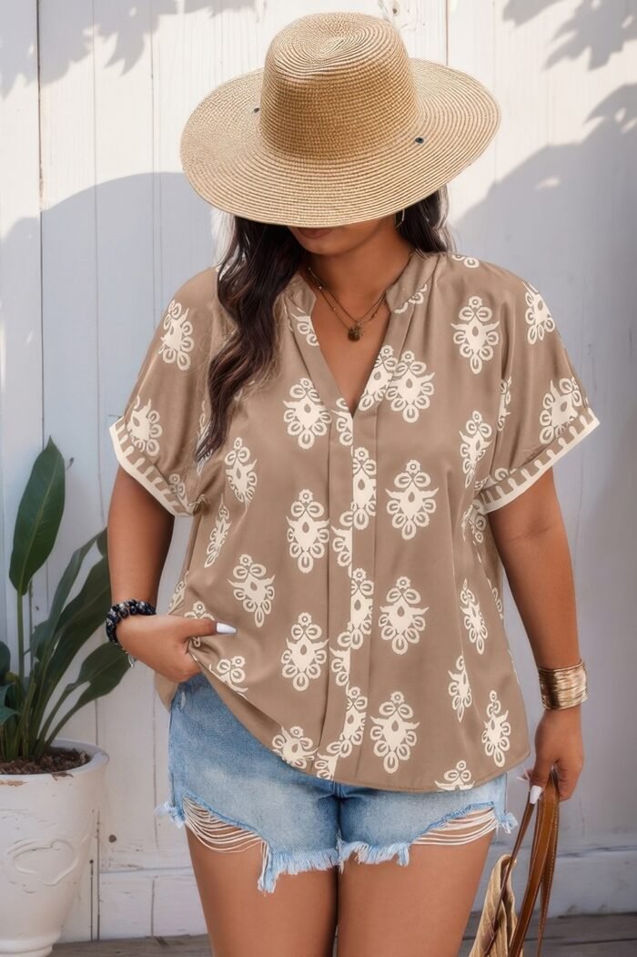 Plus size short sleeve v neck printed blouse