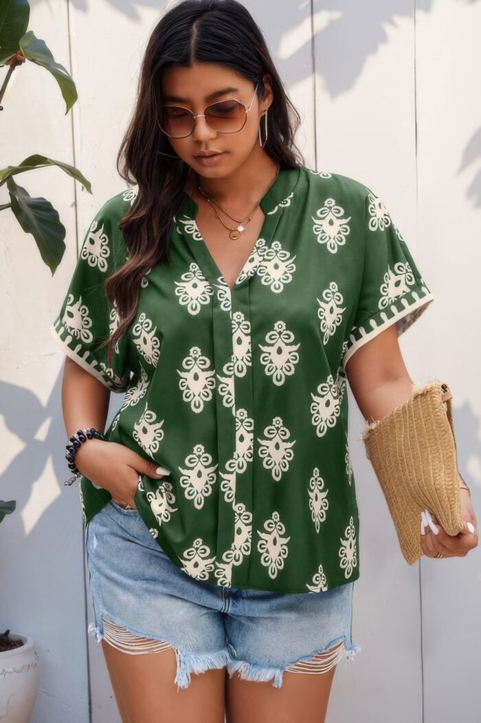 Plus size short sleeve v neck printed blouse