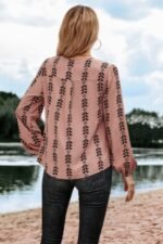 Graphic Print Strip Loose Fit V Neck Blouse - Image 4