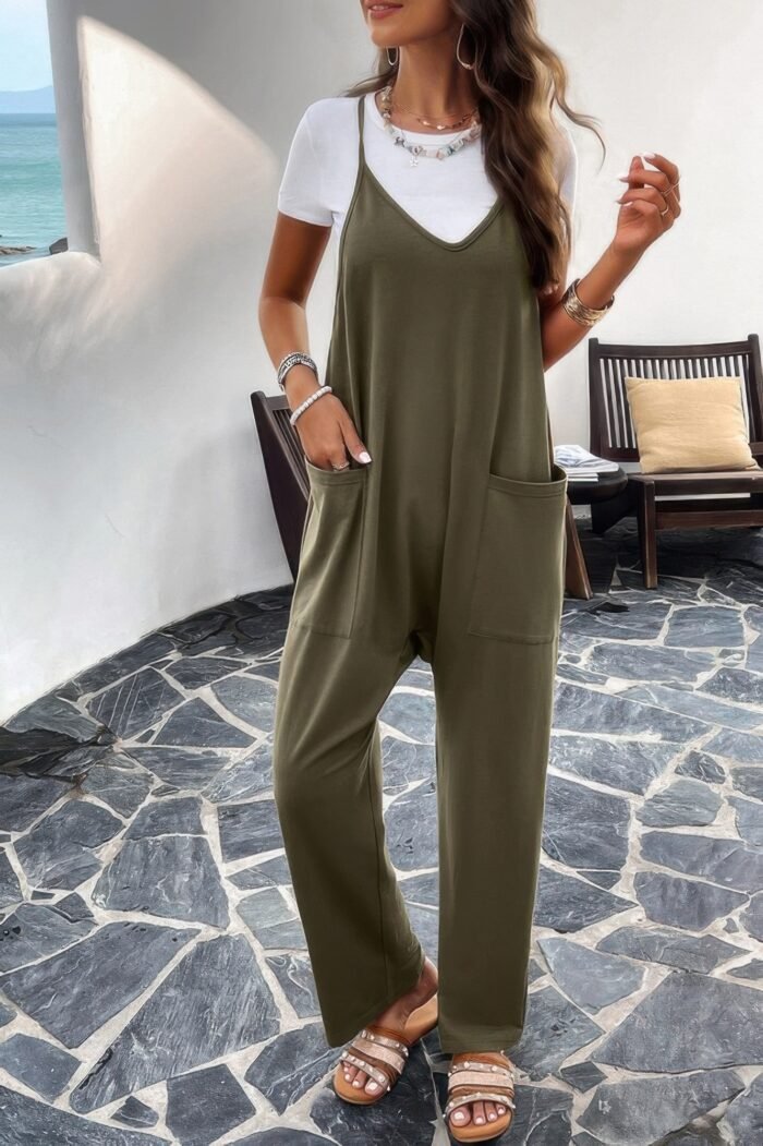 Pocketed spaghetti strap loose sleeveless jumpsuit