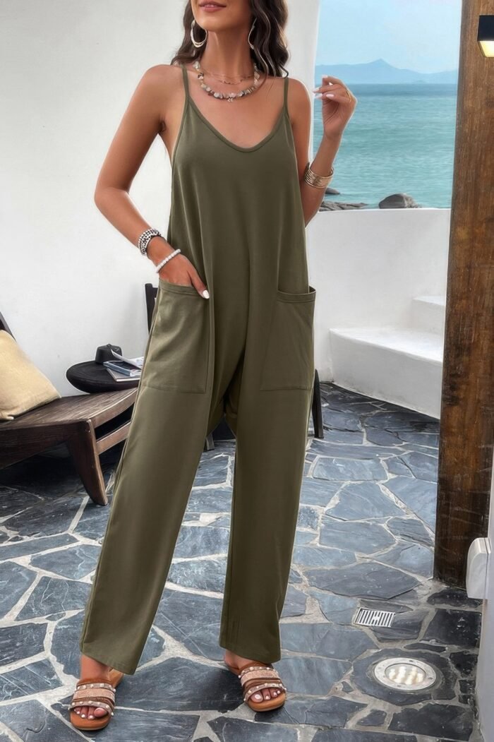 Pocketed spaghetti strap loose sleeveless jumpsuit