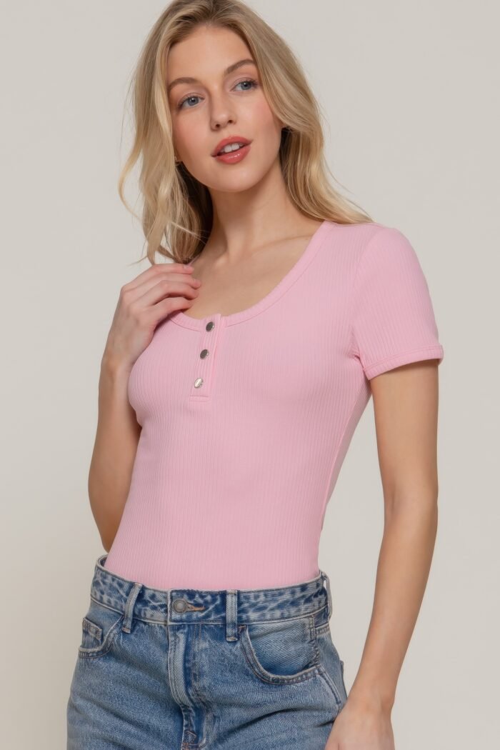Short slv snap button rib bodysuit - image 4