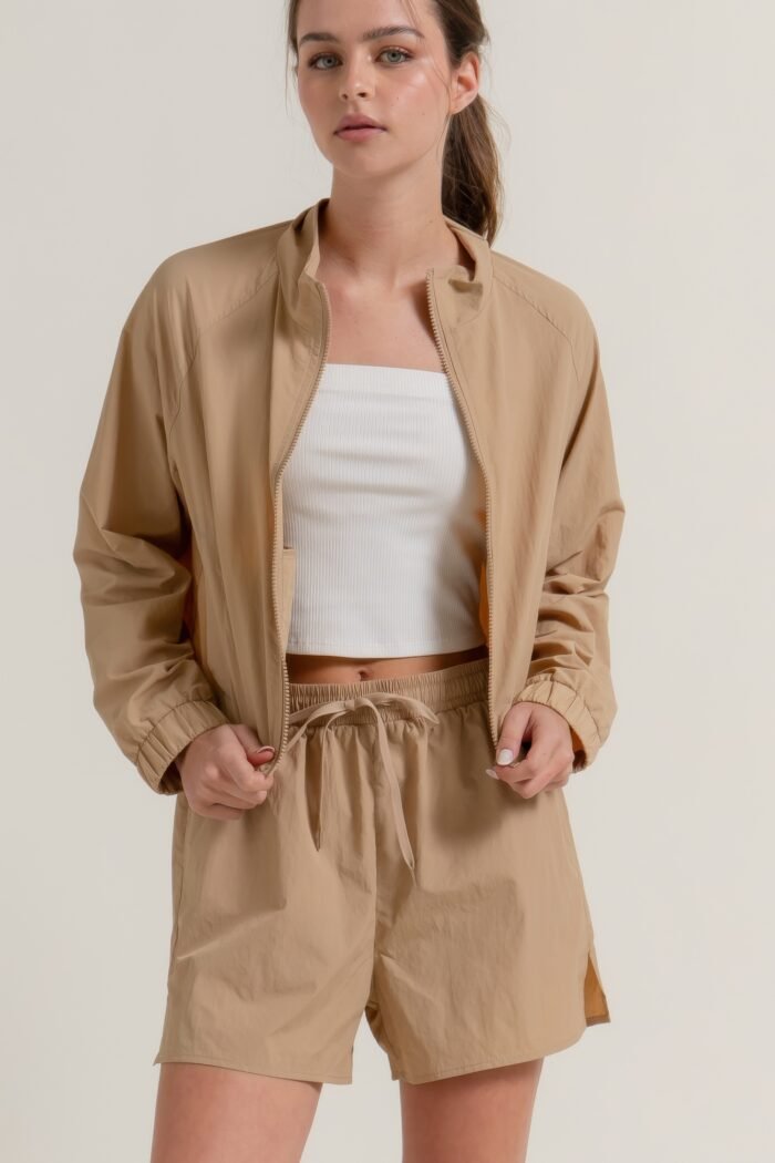 Anorak side slit workout shorts - image 17