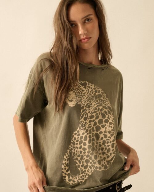 Distressed Graphic T-Shirt – Vintage Cheetah Oversized Tee
