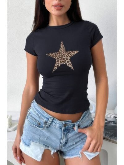 Leopard Print Star Crew Neck Slim Fitted Shirt Leopard Print Star Crew Neck Slim Fitted Shirt