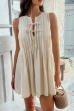 Solid Tie Knot Pleated Sleeveless Mini Dress
