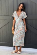 Geometric Print Twist Design Short Sleeve Fit Dress - Image 7