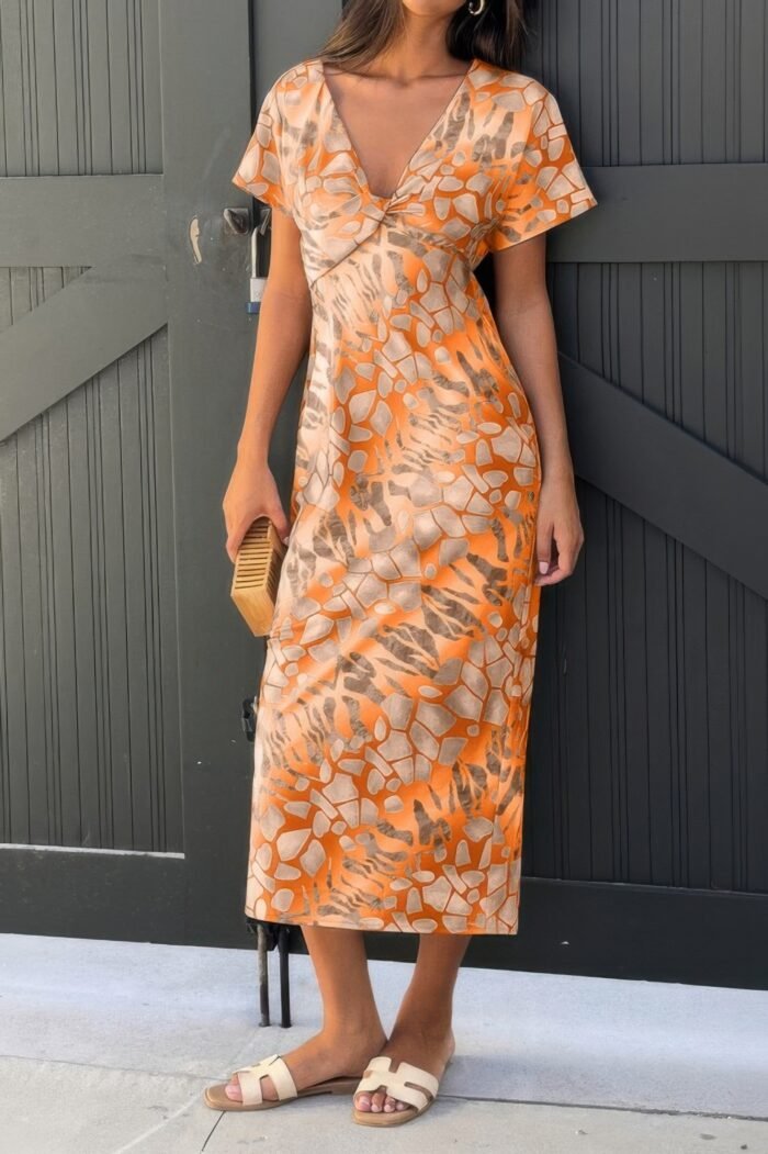 Geometric print twist design short sleeve fit dress - image 10