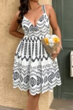 Plus Size Sleeveless Printed V Neck Woven Fit Dress - Image 6