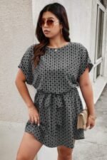 Plus Round Neck Printed Batwing Sleeve Loose Dress - Image 6