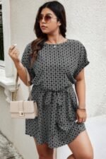 Plus Round Neck Printed Batwing Sleeve Loose Dress - Image 8