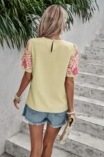 Round Neck Floral Embroidery Puff Sleeve Blouse - Image 4