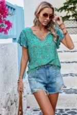 Boho Floral Print V Neck Patchwork Short Sleeve Top - Image 3