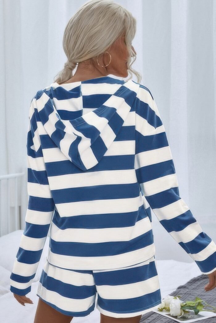 Two pieces striped pajama oversized long sleeves set - image 3