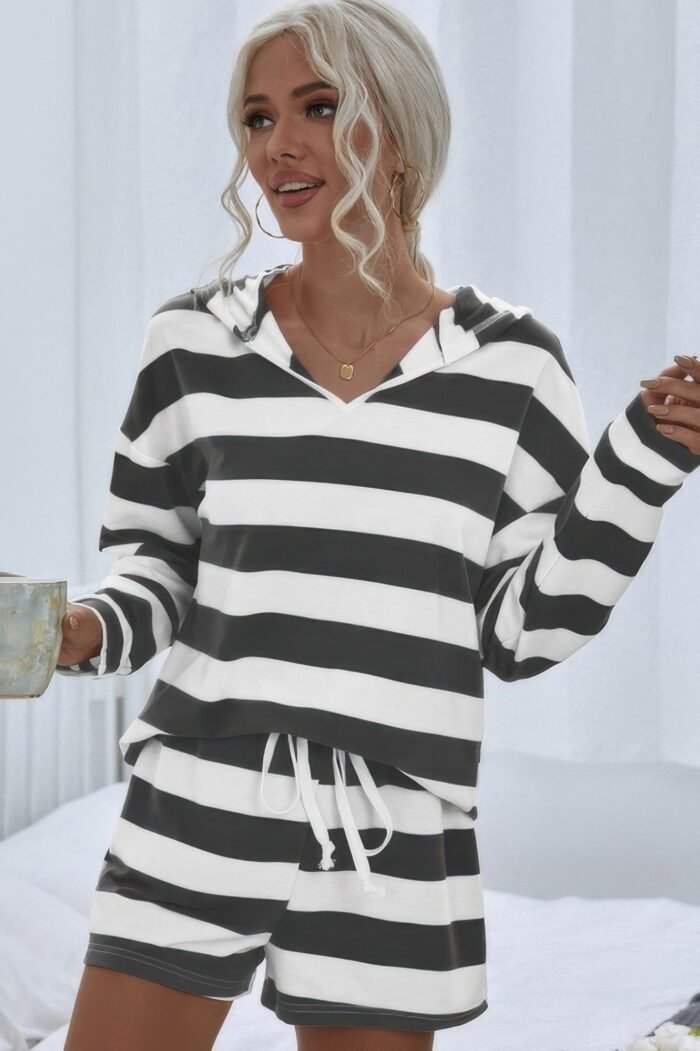 Two pieces striped pajama oversized long sleeves set - image 4