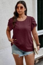 Plus Size Solid Swiss Dots Short Sleeve Blouse