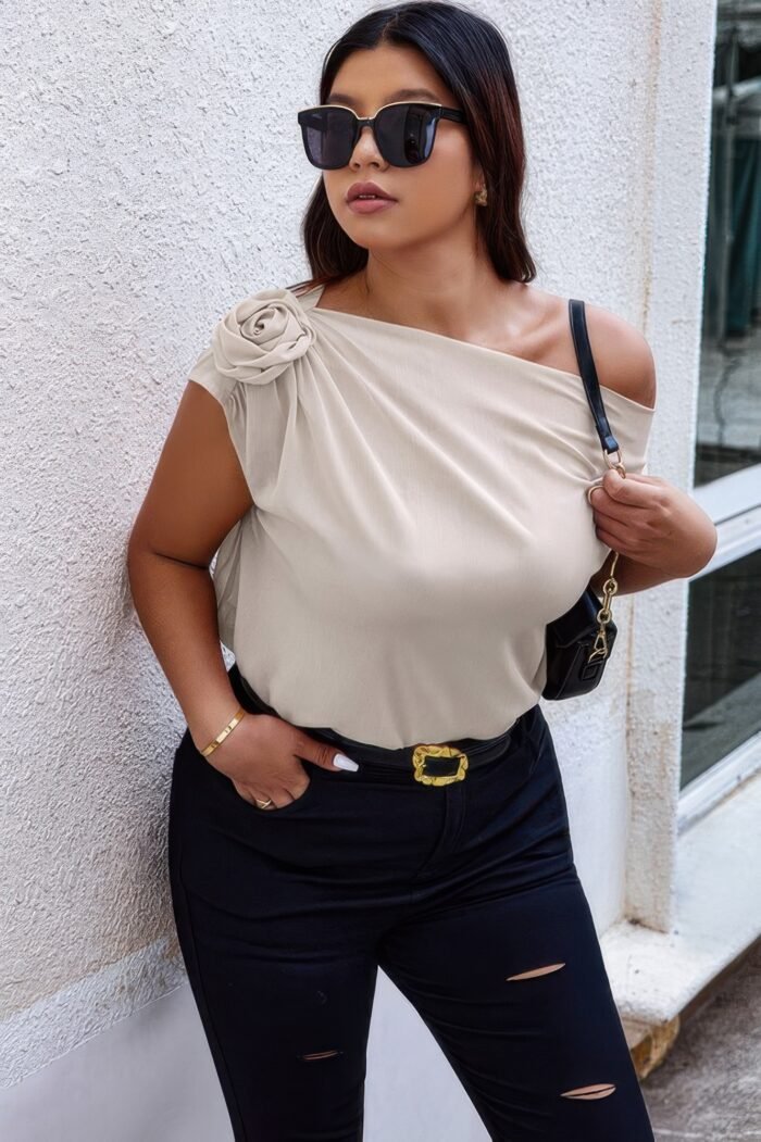 Plus one shoulder asymmetric flower decoration shirt - image 2