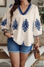 Plus V Neck Geo Print Puff Sleeve Blouse