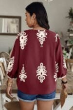 Plus V Neck Geo Print Puff Sleeve Blouse