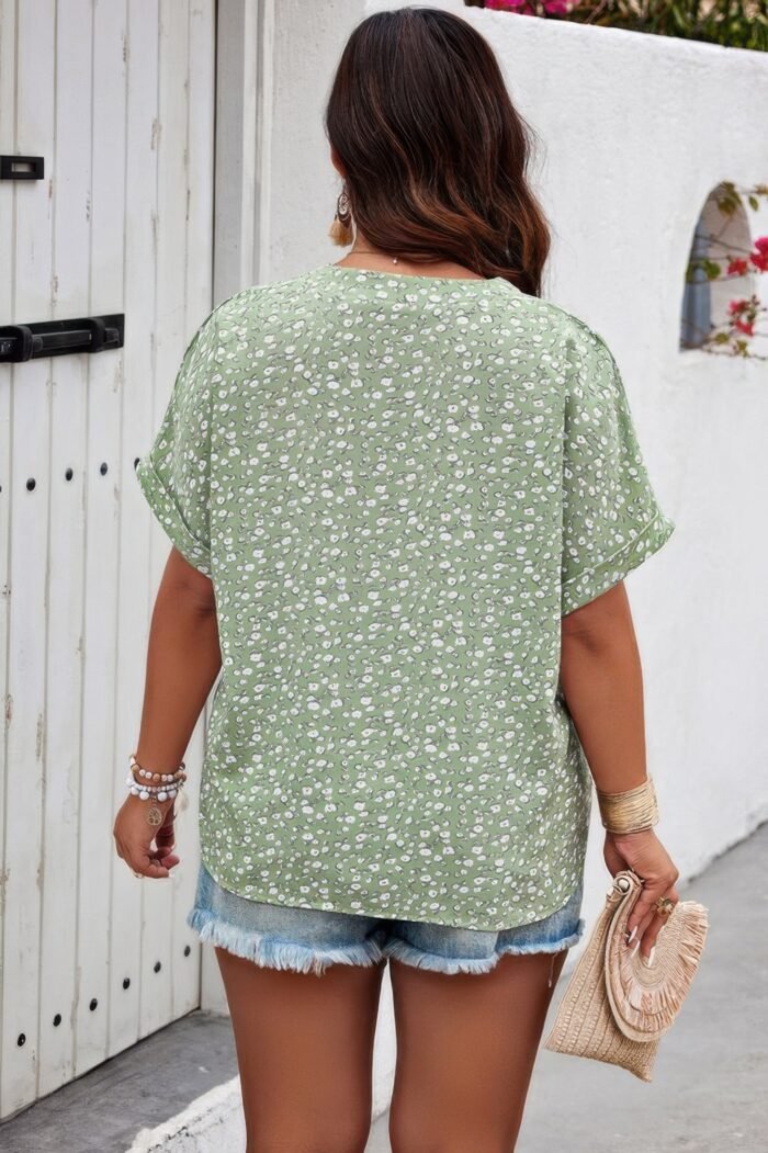 Plus floral print v neck short sleeve loose blouse - image 5