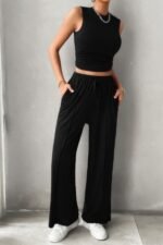 Solid Round Neck Sleeveless Drawstring Pockets Set - Image 2