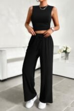 Solid Round Neck Sleeveless Drawstring Pockets Set - Image 4