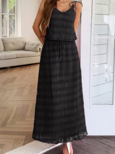 Strappy Maxi Skirt & Crop Top Co-ord Set – Summer Outfit Strappy Maxi Skirt & Crop Top Co-ord Set – Summer Outfit
