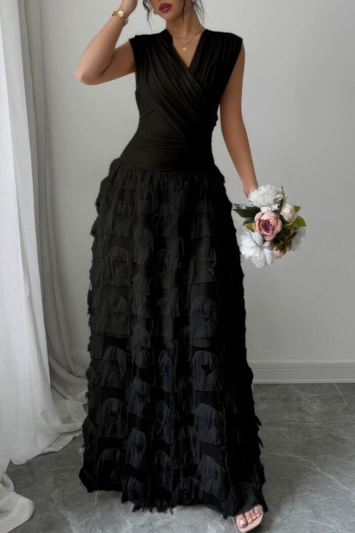 Solid v neck ruched texture splice sleeveless dress - image 7