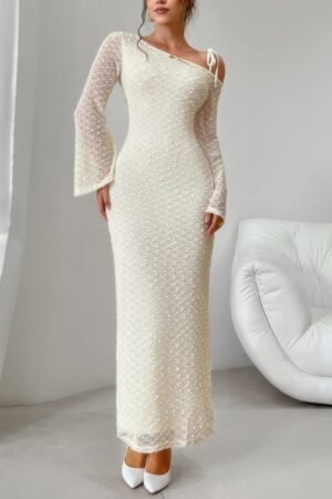 Solid Off Shoulder Bodycon Dress | Featuring One Long Sleeve فستان بوديكون بأكمام طويلة وكتف مكشوف بتصميم أنيق