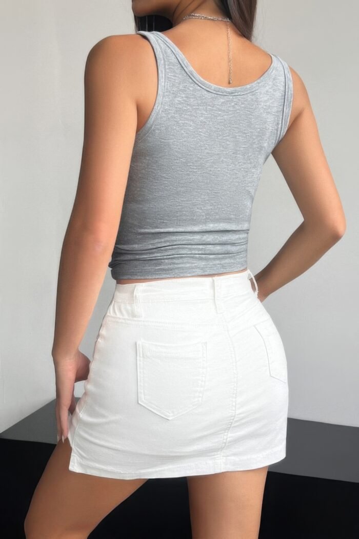 Plain Quarter Button Square Neck Fit Tank - Image 9