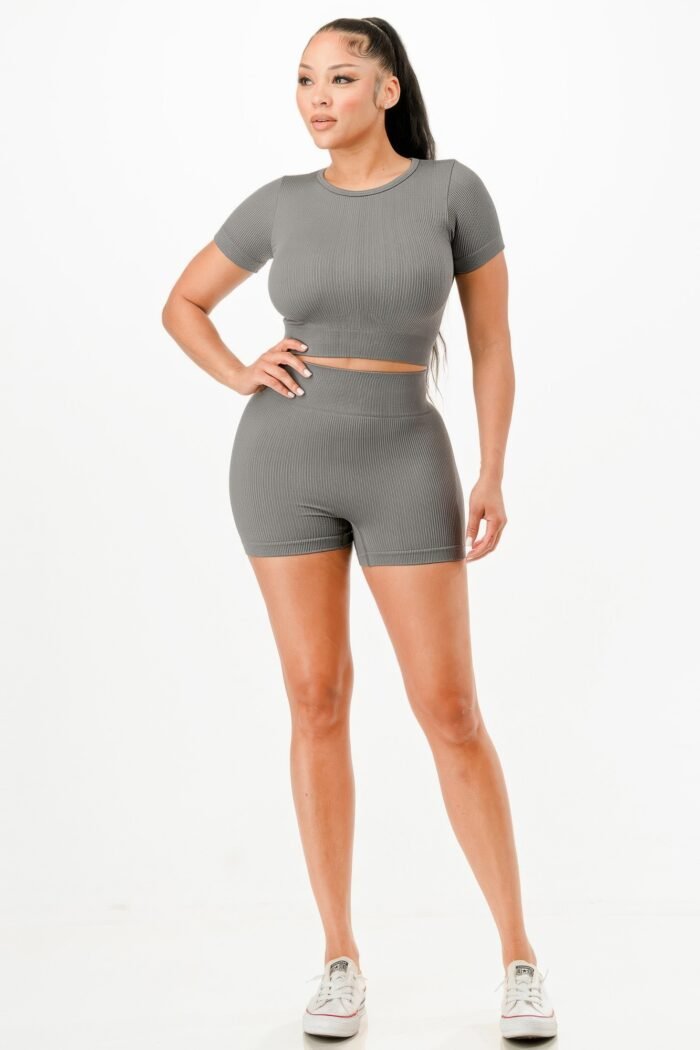 Ribbed Seamless T-shirt And Bike Shorts Set - Image 3