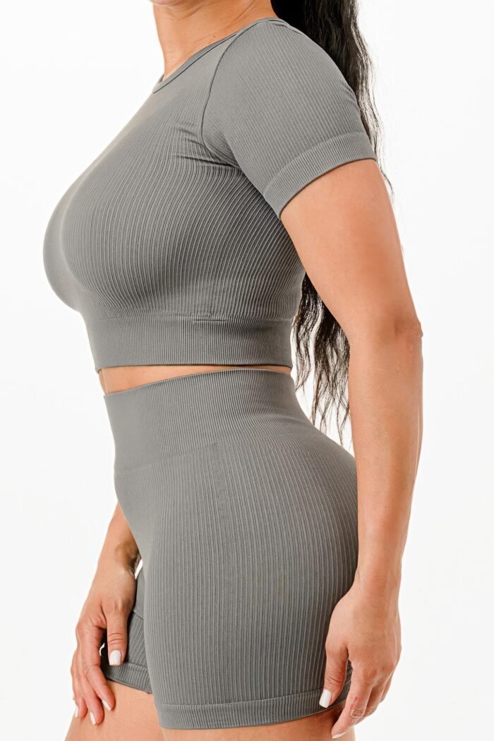 Ribbed Seamless T-shirt And Bike Shorts Set - Image 9