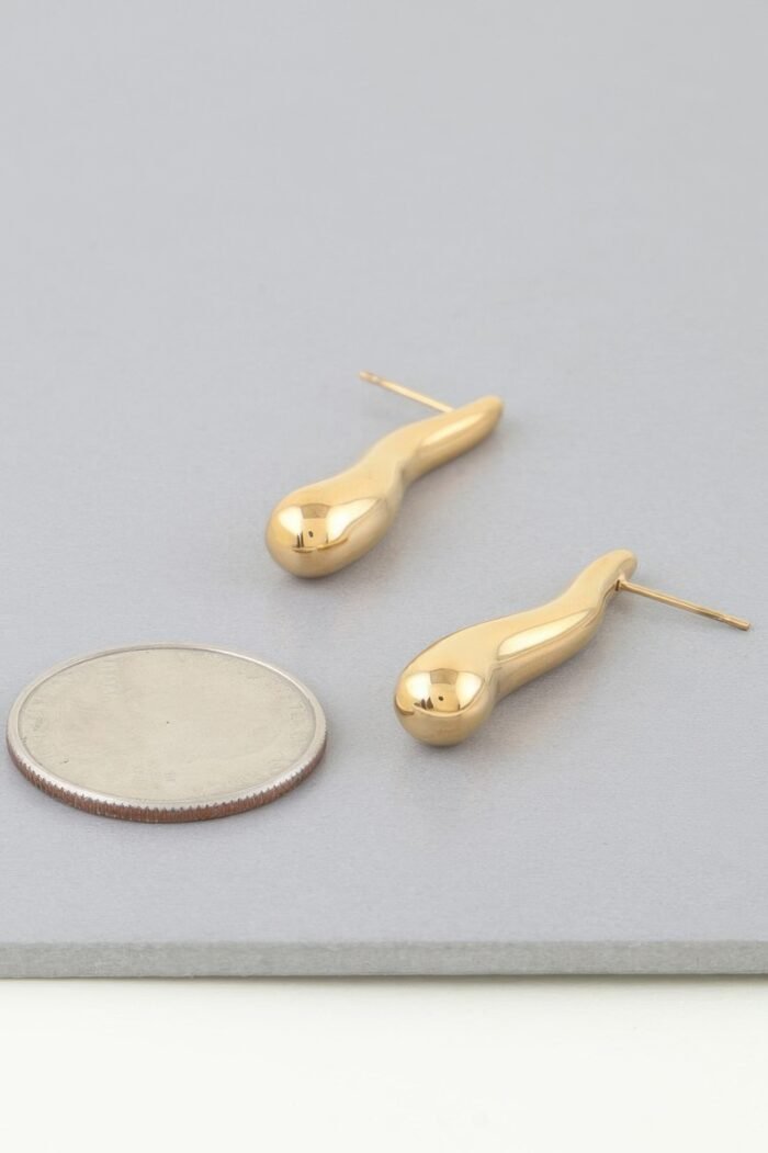 Shiny Bar Teardrop Earrings - Image 2