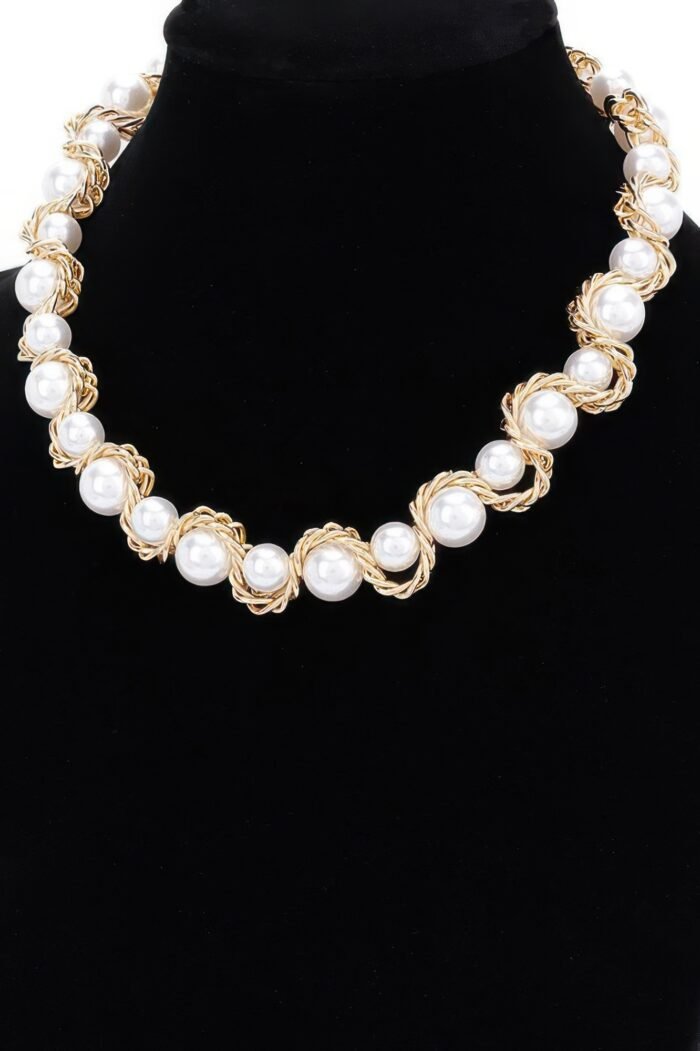 Faux Pearl Chain Necklace - Image 2