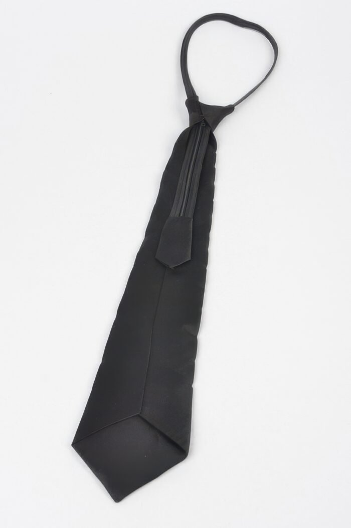 Handmade Faux Pearl Necktie Necklace - Image 3