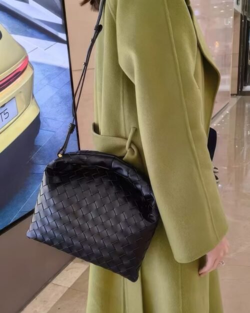 Chic Weave Set Clutch