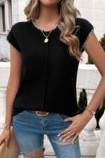 Color Block Knit Round Neck Fit Top