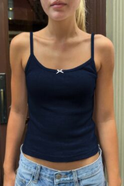 Solid Sleeveless Fit Low Back Tank Tee