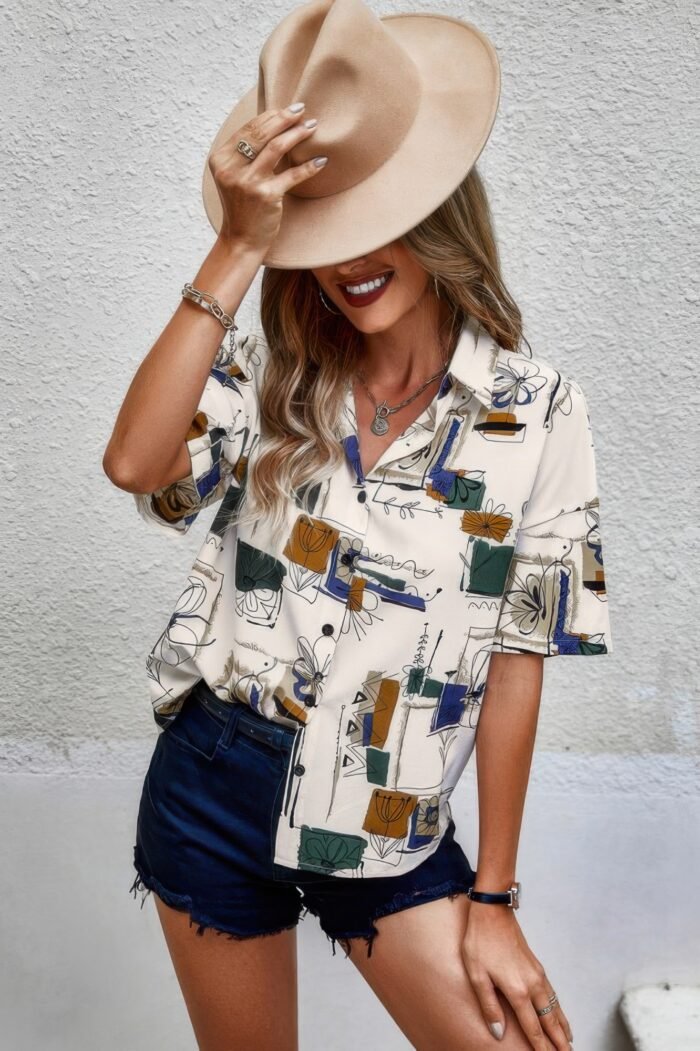 Geometric Print Short Sleeve Collar Button Blouse - Image 3